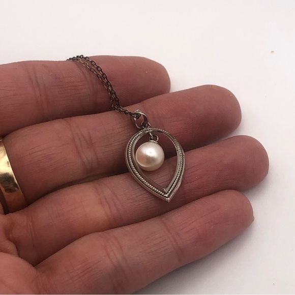 VTG Sterling Freshwater Pearl Dangle Teard Drop Shape Pendant & Chain 18” & 1.1” - Picture 5 of 9